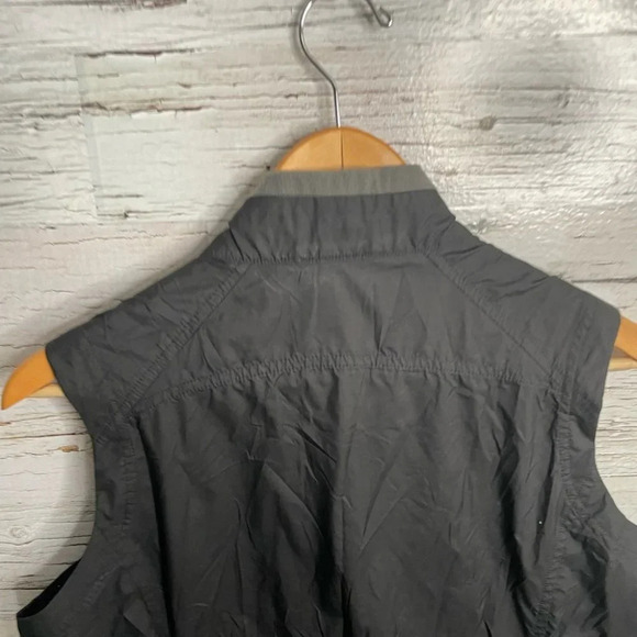 Lands end black vest athletic size small - Picture 8 of 8